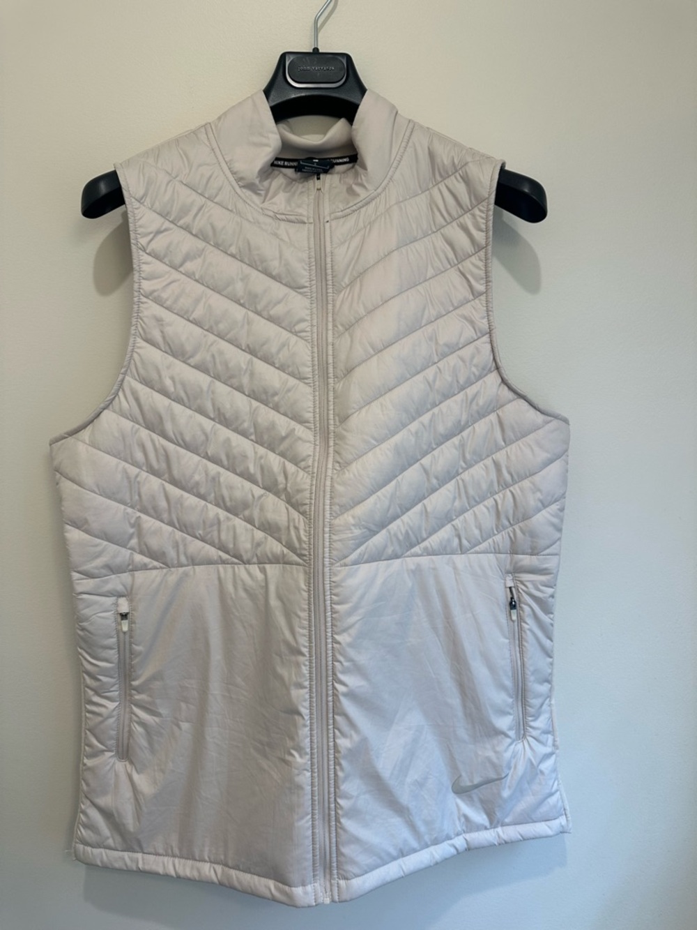 Nike Running Aerolayer Men's Light Cream Quilted Performance Vest - White/Cream